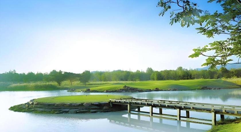 Lake View Hotel And Golf Club Hua Hin Exteriör bild